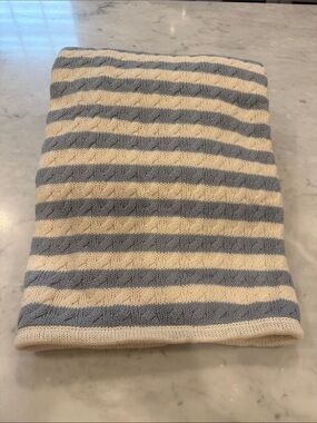 Pottery Barn Baby blanket nwot